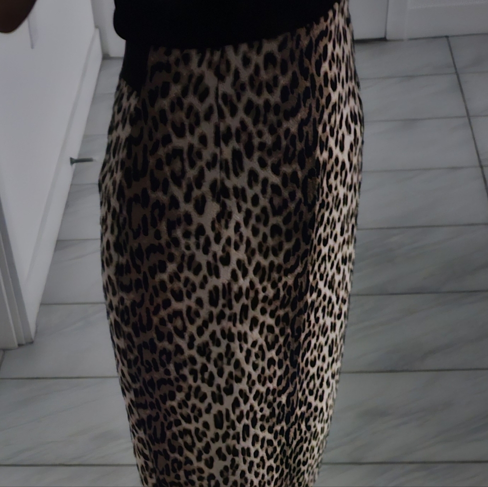 Les Copains Leopard Print High Waisted Textured Pencil Knee Length Wiggle Skirt - Picture 13 of 14